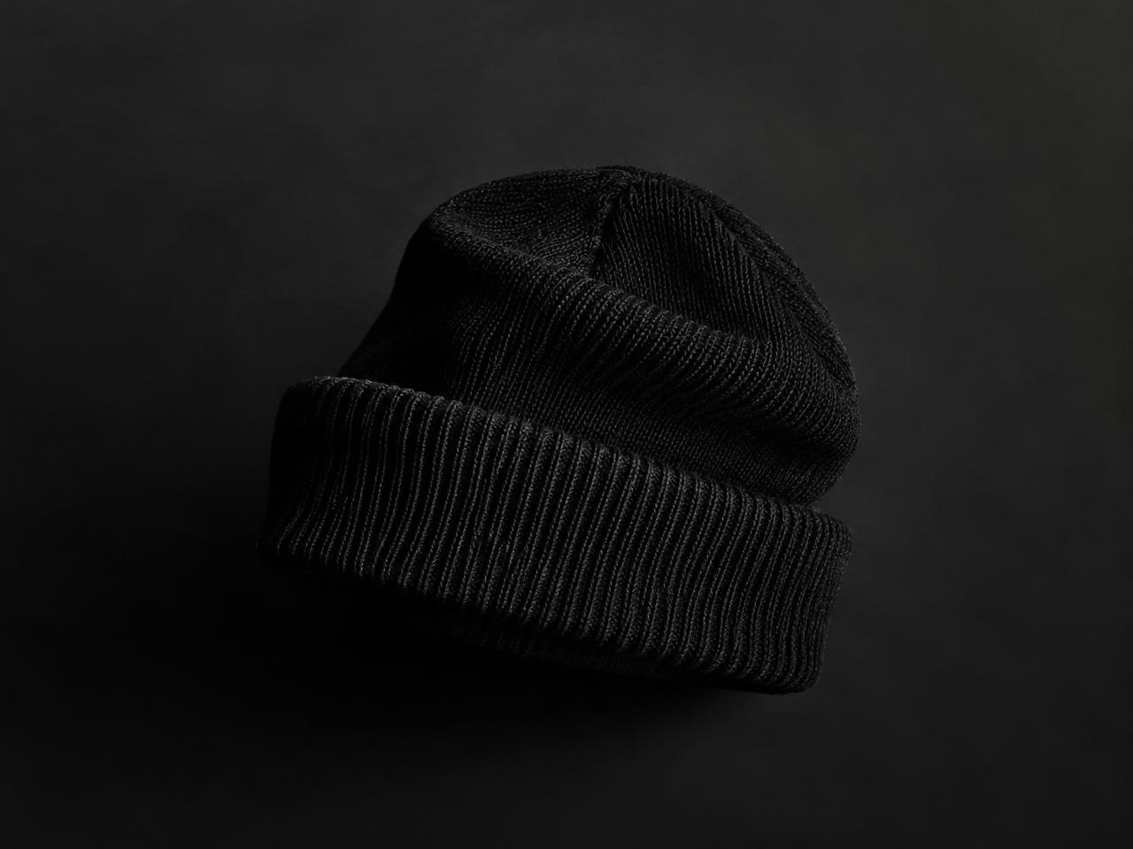 Bonnet noir en maille